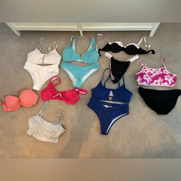 Bikini Lot - Picture 2 of 6